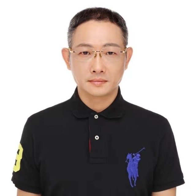邱先森的第一张照片--揭阳相亲服务中心
