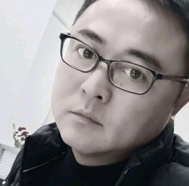 小石头的第二张照片--揭阳相亲服务中心