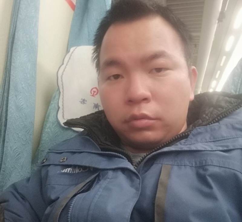 淡定的第一张照片--揭阳相亲服务中心