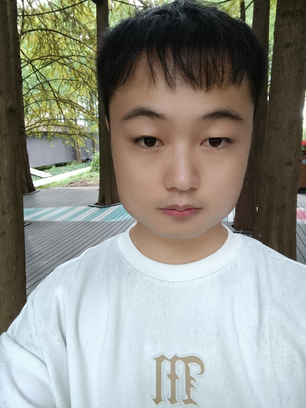 故人似的第一张照片--揭阳相亲服务中心