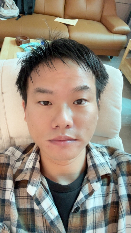 向日葵的第一张照片--揭阳相亲服务中心