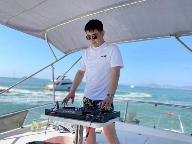 魔盒的第一张照片--揭阳相亲服务中心