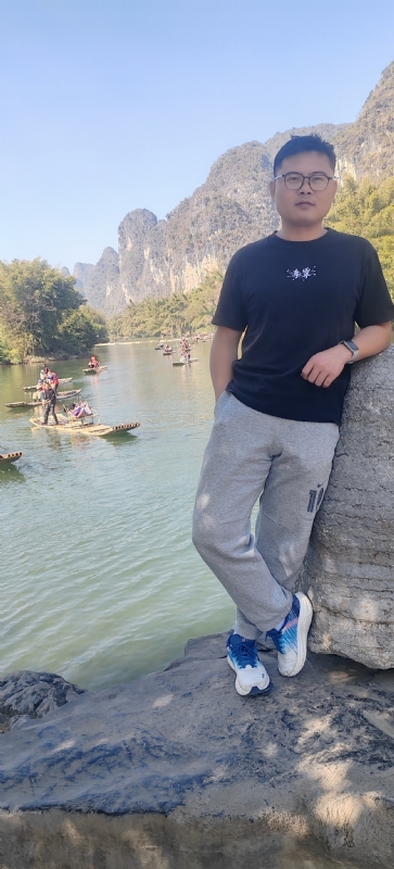 受过伤的狼的第二张照片--揭阳相亲服务中心