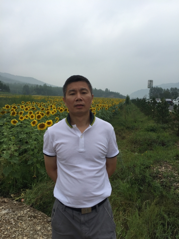 爱拼才会赢的大叔的第二张照片--揭阳相亲服务中心