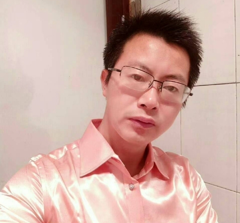 亮亮的第一张照片--揭阳相亲服务中心