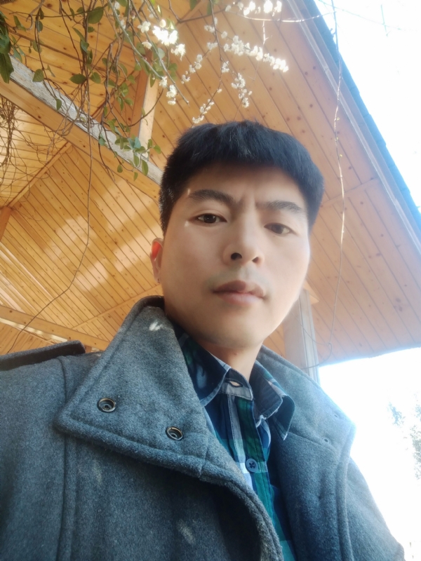 阿明的第一张照片--揭阳相亲服务中心