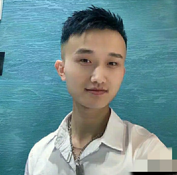 小哥哥的第一张照片--揭阳相亲服务中心