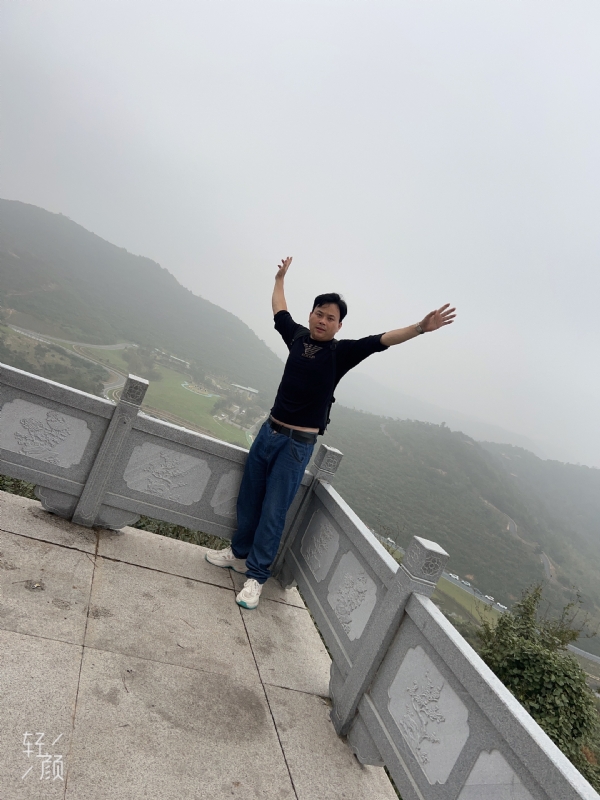 择一人白头偕老的第三张照片--揭阳相亲服务中心