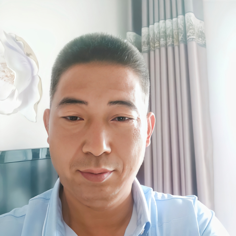 雨中漫步的第一张照片--揭阳相亲服务中心