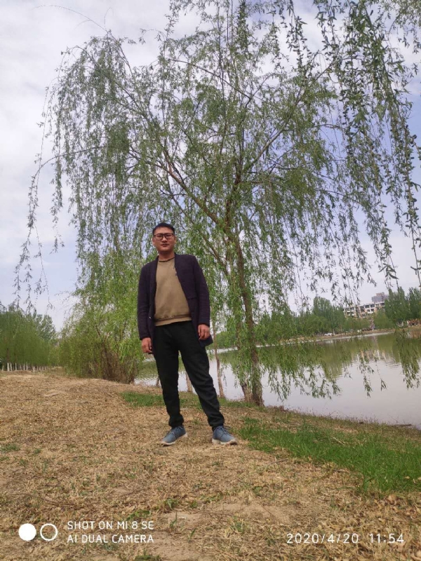 风中的烟头的第一张照片--揭阳相亲服务中心