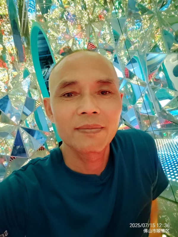 阿里睡不着的第二张照片--揭阳相亲服务中心