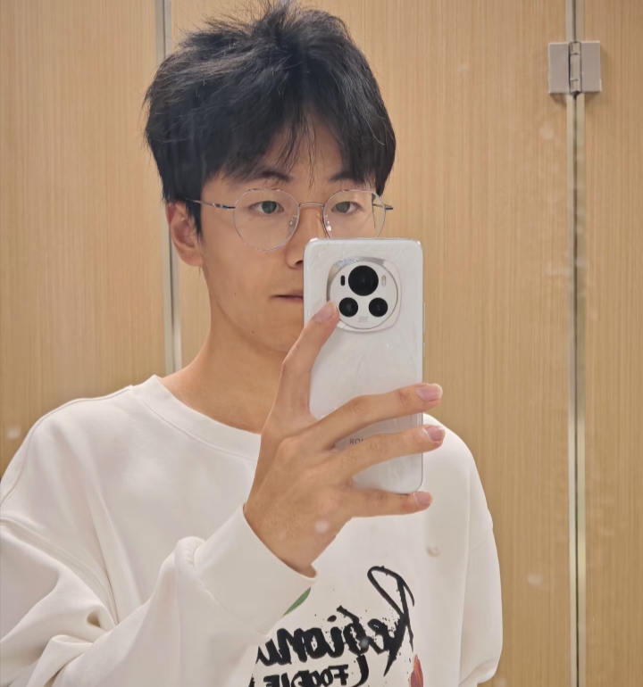 张浩博的第四张照片--揭阳相亲服务中心