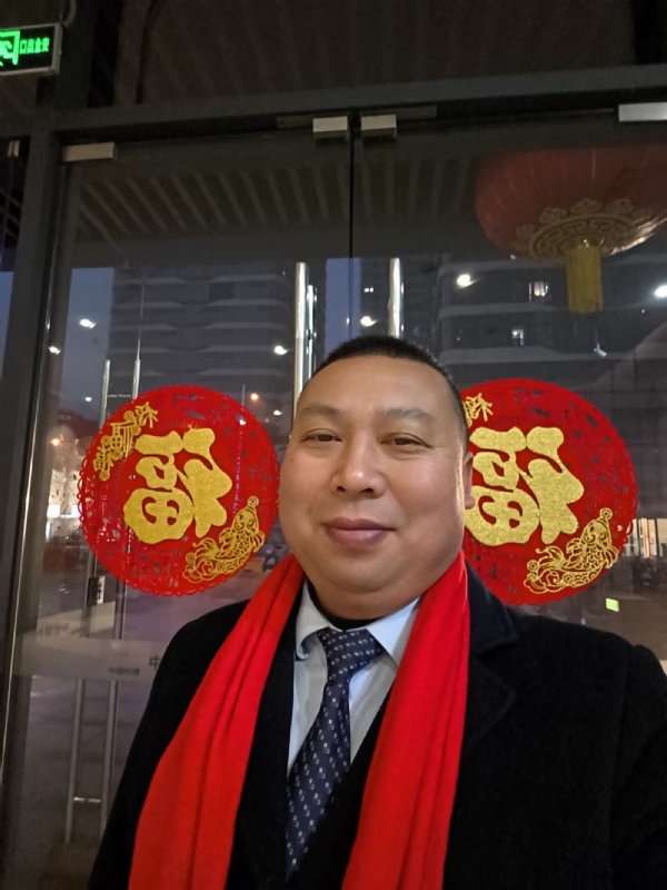 半百悟红尘的第一张照片--揭阳相亲服务中心