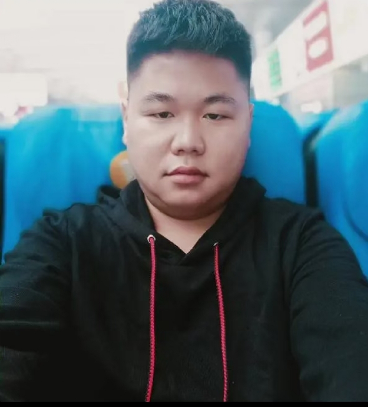 黄斌的第二张照片--揭阳相亲服务中心