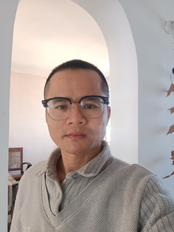 戴戴的第二张照片--揭阳相亲服务中心