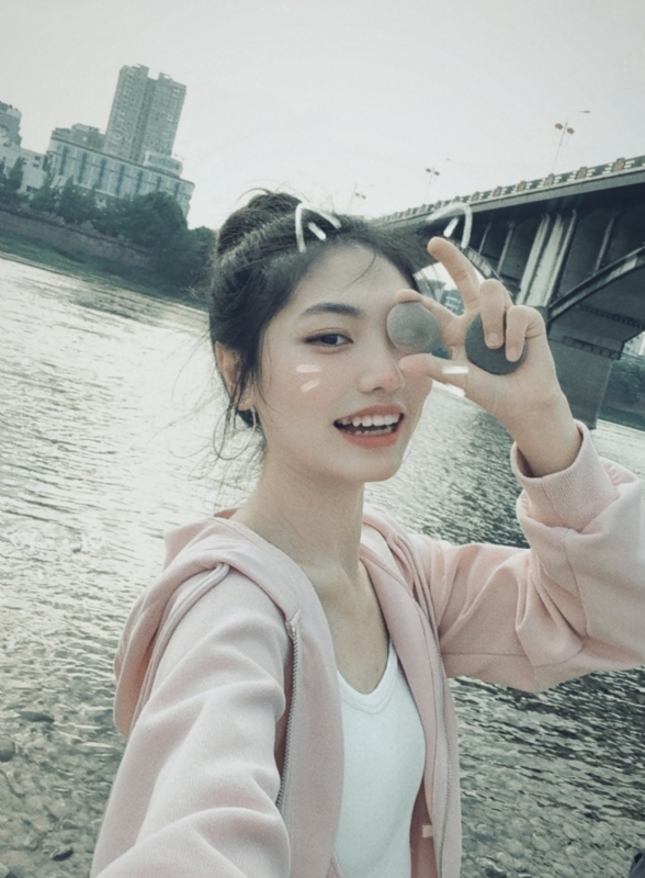 昭十晰的第二张照片--揭阳相亲服务中心