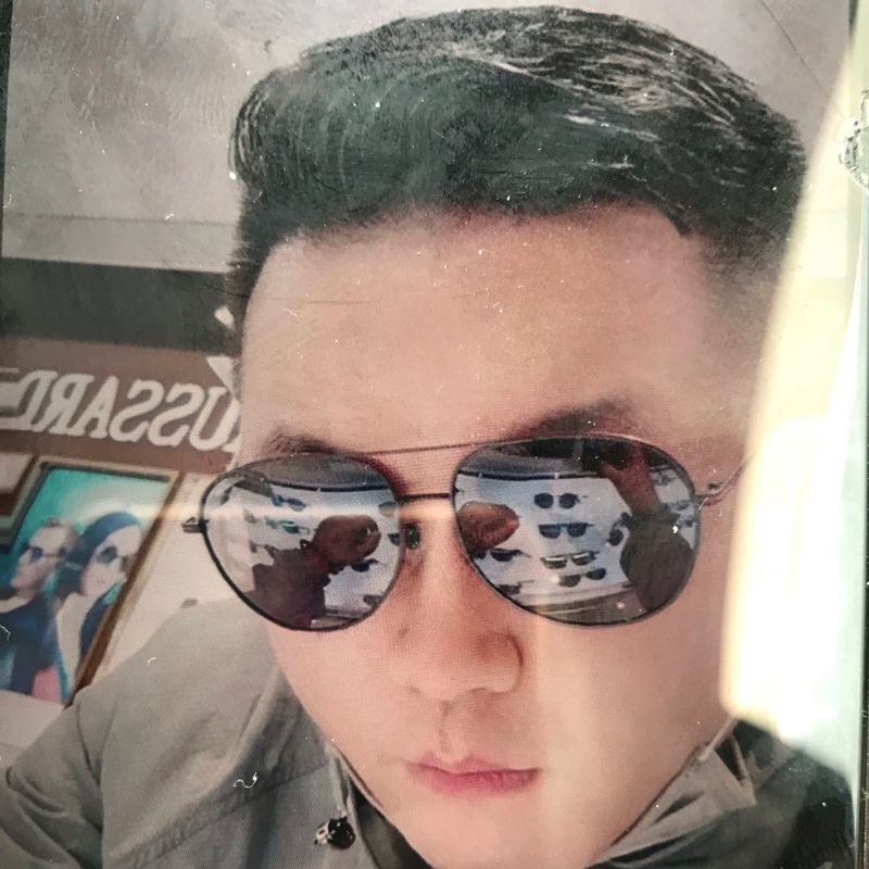 至尊宝的第一张照片--揭阳相亲服务中心