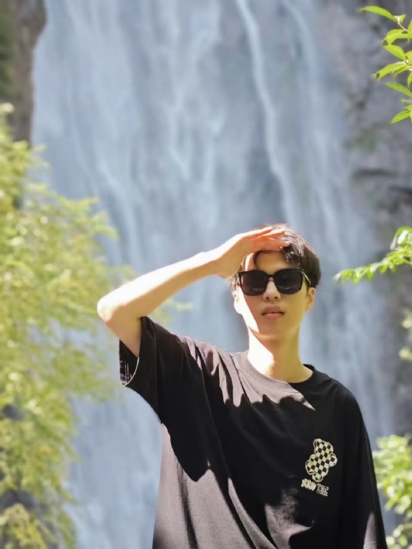 大橙子的第一张照片--揭阳相亲服务中心