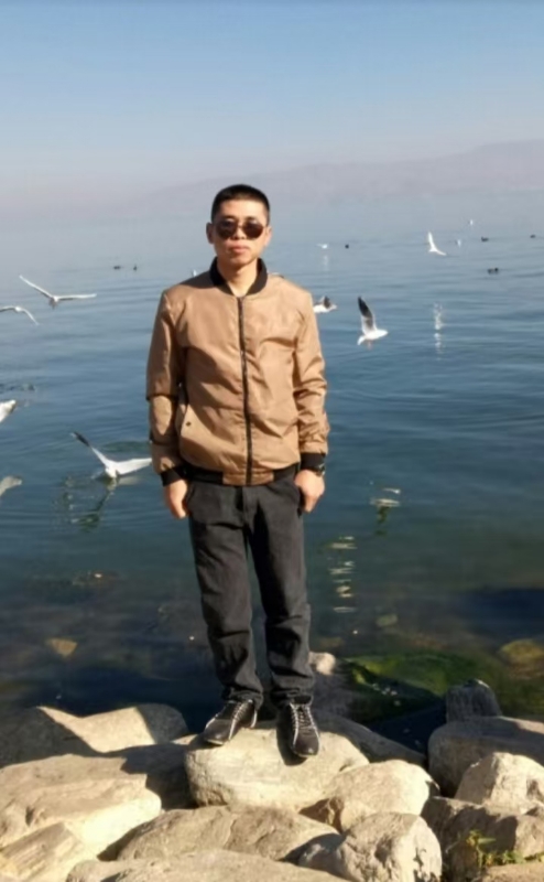 追光者的第一张照片--揭阳相亲服务中心
