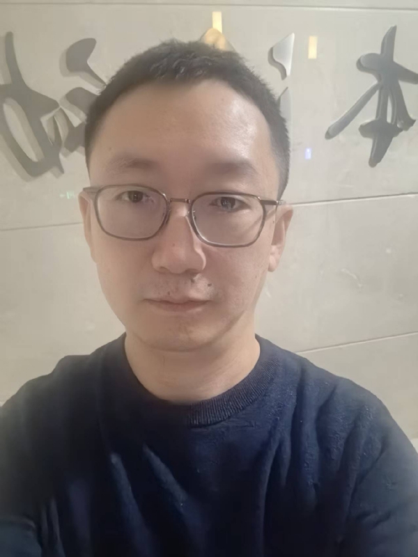 月亮的第一张照片--揭阳相亲服务中心